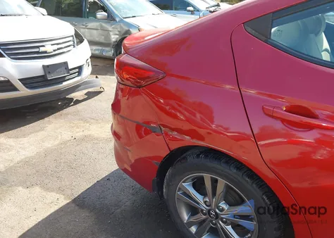 2017 Hyundai Elantra Se из США, поврежденный, VIN KMHD84LF7HU074159